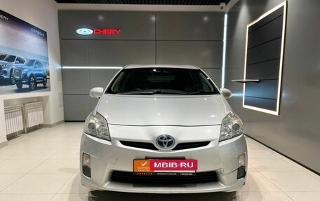 Toyota Prius, 2011 год, 745 000 рублей, 8 фотография