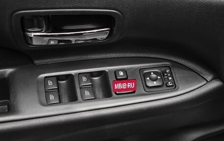 Mitsubishi Outlander III рестайлинг 3, 2018 год, 2 290 000 рублей, 13 фотография