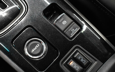 Mitsubishi Outlander III рестайлинг 3, 2018 год, 2 290 000 рублей, 15 фотография