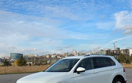 Volkswagen Tiguan II, 2017 год, 2 350 000 рублей, 11 фотография