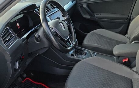 Volkswagen Tiguan II, 2017 год, 2 350 000 рублей, 22 фотография