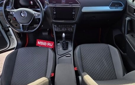 Volkswagen Tiguan II, 2017 год, 2 350 000 рублей, 23 фотография