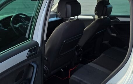 Volkswagen Tiguan II, 2017 год, 2 350 000 рублей, 39 фотография