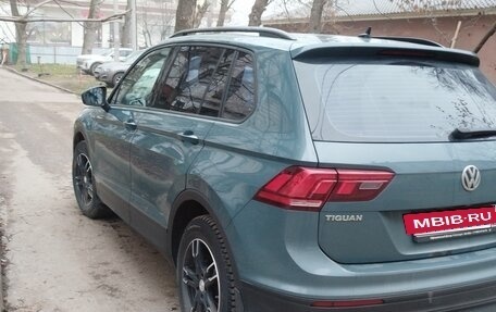 Volkswagen Tiguan II, 2020 год, 2 800 000 рублей, 3 фотография