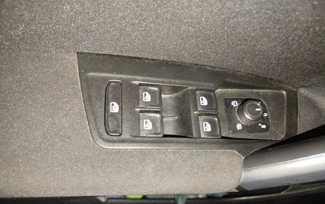 Volkswagen Tiguan II, 2020 год, 2 800 000 рублей, 11 фотография