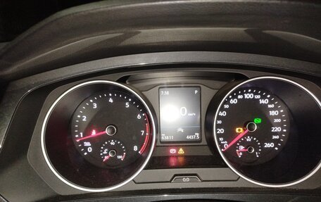 Volkswagen Tiguan II, 2020 год, 2 800 000 рублей, 12 фотография