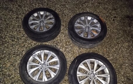 Volkswagen Tiguan II, 2020 год, 2 800 000 рублей, 16 фотография