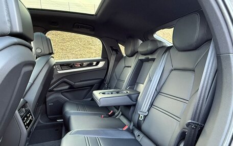 Porsche Cayenne III, 2025 год, 17 990 000 рублей, 20 фотография