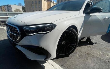 Mercedes-Benz E-Класс, 2025 год, 11 200 000 рублей, 4 фотография