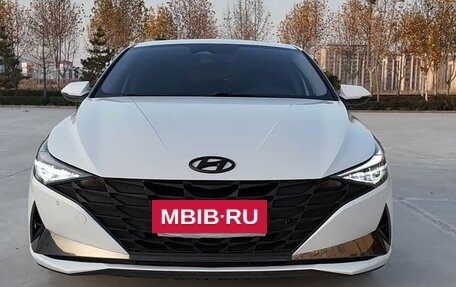 Hyundai Elantra, 2022 год, 1 460 000 рублей, 2 фотография