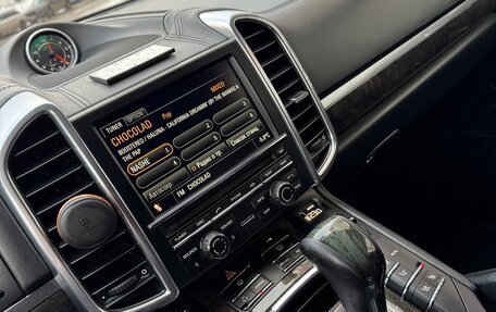 Porsche Cayenne III, 2010 год, 1 900 000 рублей, 17 фотография