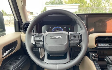 Toyota Land Cruiser Prado, 2024 год, 9 295 000 рублей, 9 фотография