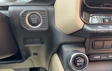 Toyota Land Cruiser Prado, 2024 год, 9 295 000 рублей, 16 фотография