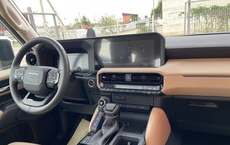 Toyota Land Cruiser Prado, 2024 год, 9 295 000 рублей, 12 фотография