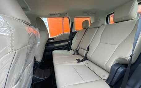 Toyota Land Cruiser Prado, 2024 год, 9 295 000 рублей, 35 фотография