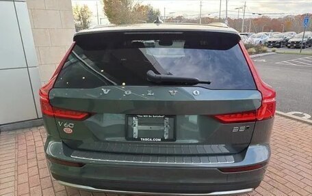 Volvo V60 II, 2025 год, 7 570 000 рублей, 5 фотография