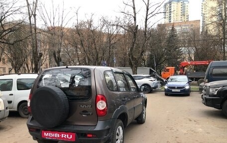 Chevrolet Niva I рестайлинг, 2013 год, 457 000 рублей, 5 фотография