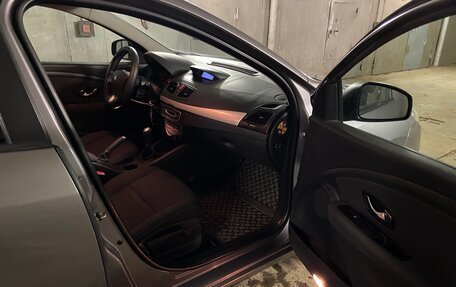 Renault Megane III, 2011 год, 700 000 рублей, 10 фотография