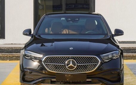 Mercedes-Benz E-Класс, 2025 год, 12 490 000 рублей, 2 фотография
