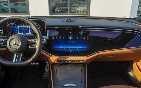 Mercedes-Benz E-Класс, 2025 год, 12 490 000 рублей, 10 фотография