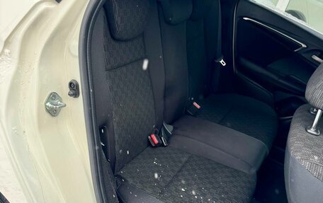 Honda Fit III, 2013 год, 1 099 000 рублей, 19 фотография