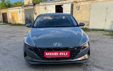 Hyundai Elantra, 2022 год, 1 480 000 рублей, 2 фотография