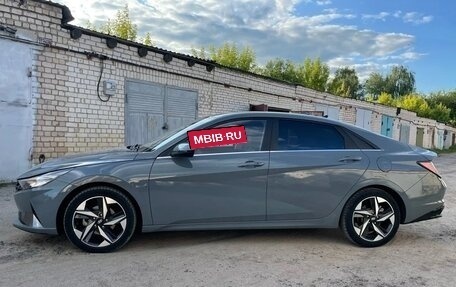 Hyundai Elantra, 2022 год, 1 480 000 рублей, 5 фотография