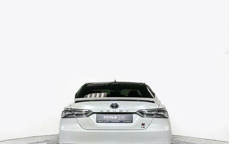 Toyota Camry, 2021 год, 3 195 000 рублей, 6 фотография