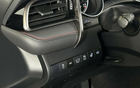 Toyota Camry, 2021 год, 3 195 000 рублей, 18 фотография