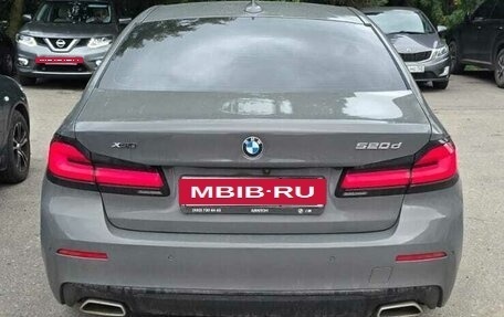 BMW 5 серия, 2021 год, 4 500 000 рублей, 3 фотография