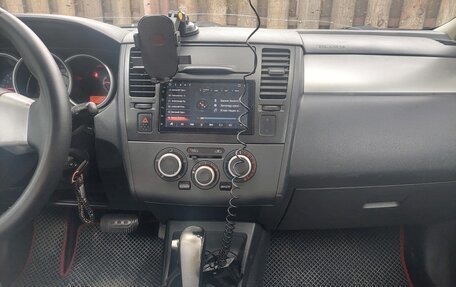 Nissan Tiida, 2010 год, 800 000 рублей, 7 фотография