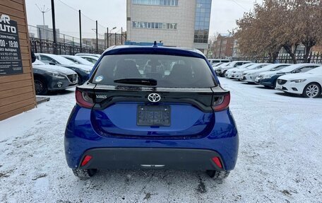 Toyota Yaris, 2021 год, 1 259 000 рублей, 8 фотография