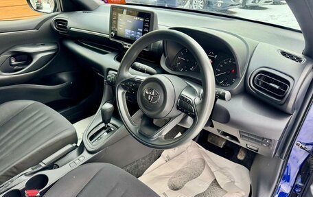 Toyota Yaris, 2021 год, 1 259 000 рублей, 13 фотография