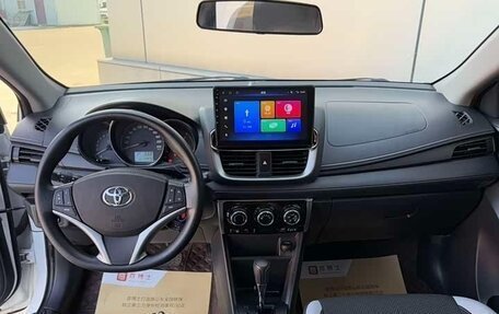 Toyota Yaris XP150 рестайлинг, 2022 год, 1 460 000 рублей, 7 фотография