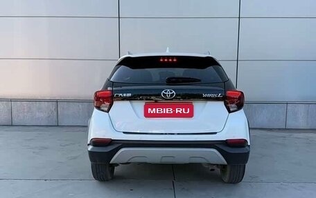 Toyota Yaris XP150 рестайлинг, 2022 год, 1 460 000 рублей, 5 фотография