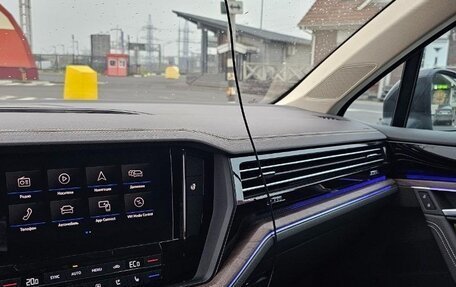 Volkswagen Touareg III, 2020 год, 6 300 000 рублей, 9 фотография