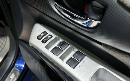 Toyota Wish II, 2011 год, 1 290 000 рублей, 16 фотография