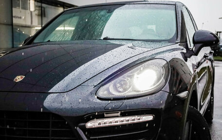 Porsche Cayenne III, 2011 год, 1 990 000 рублей, 2 фотография