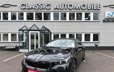 BMW 5 серия, 2025 год, 8 700 000 рублей, 1 фотография