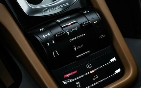 Porsche Cayenne III, 2011 год, 1 990 000 рублей, 24 фотография