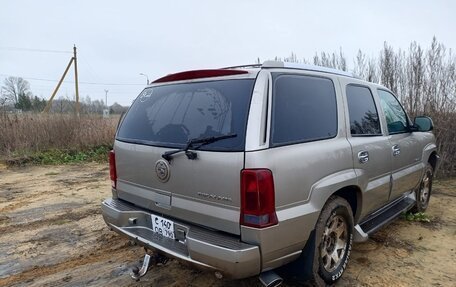 Cadillac Escalade II, 2002 год, 780 000 рублей, 5 фотография