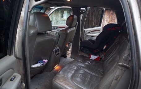 Cadillac Escalade II, 2002 год, 780 000 рублей, 11 фотография