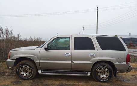 Cadillac Escalade II, 2002 год, 780 000 рублей, 4 фотография