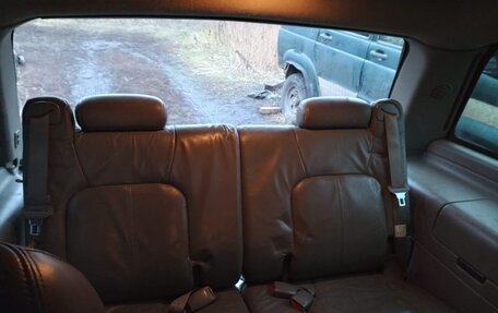 Cadillac Escalade II, 2002 год, 780 000 рублей, 13 фотография