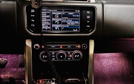 Land Rover Range Rover IV рестайлинг, 2013 год, 3 990 000 рублей, 10 фотография