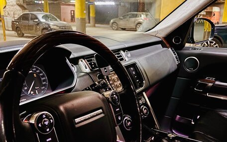 Land Rover Range Rover IV рестайлинг, 2013 год, 3 990 000 рублей, 9 фотография