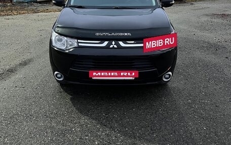 Mitsubishi Outlander III рестайлинг 3, 2012 год, 1 050 000 рублей, 2 фотография