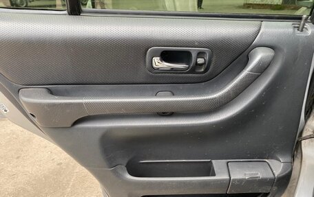 Honda CR-V IV, 2001 год, 600 000 рублей, 12 фотография