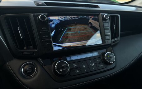 Toyota RAV4, 2018 год, 2 500 000 рублей, 17 фотография