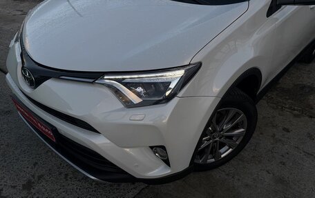 Toyota RAV4, 2018 год, 2 500 000 рублей, 23 фотография